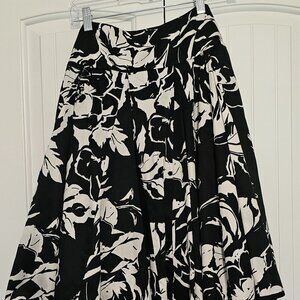 NWT Women's‎ Lauren Ralph Lauren Black/White Floral Fountainhead Skirt Size 4